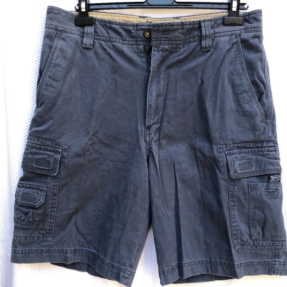 Izod Saltwater Chinos - Cargo shorts size 34